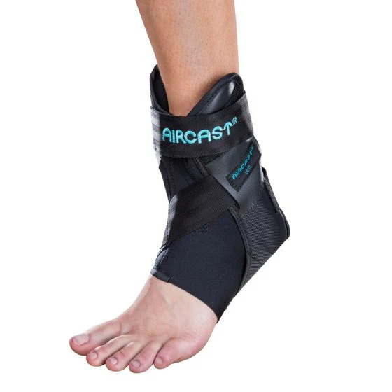 DonJoy Aircast Airlift Brace Right L 02Plr