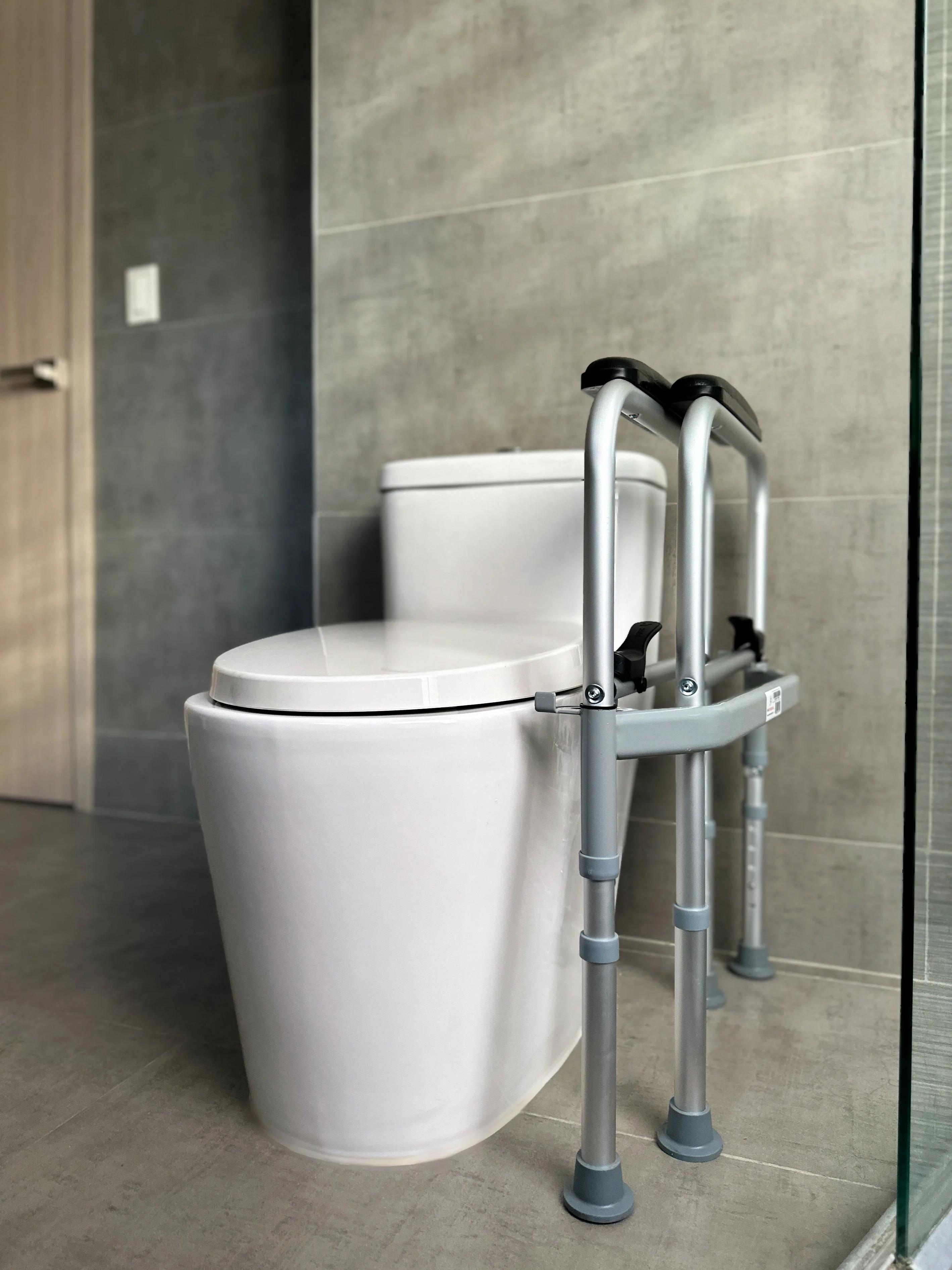 Innoedge Medical Folding Toilet Safety Frame - Image 2