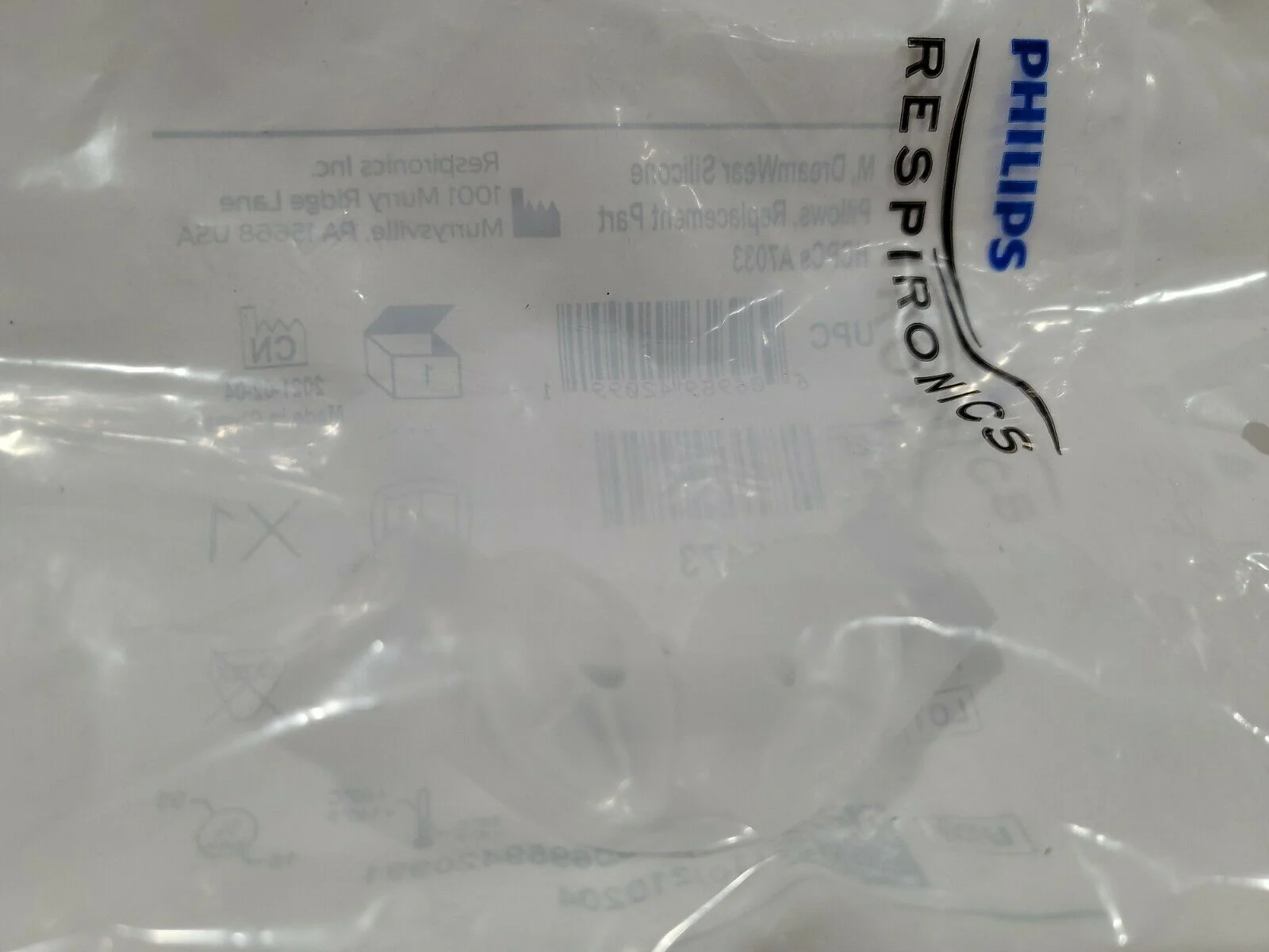Respironics DreamWear Silicone Nasal Pillow Medium Cushion - Image 5